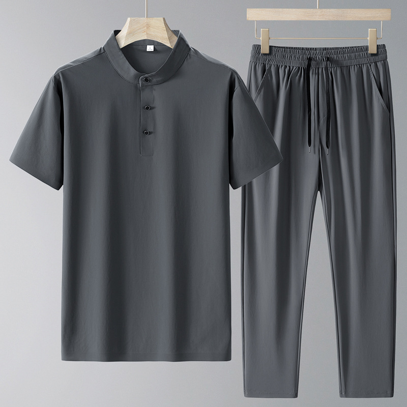 Traje de verano para papá 2025 nueva camiseta de manga corta con cuello alto para hombre de seda de hielo pantalones casuales delgados de secado rápido de verano