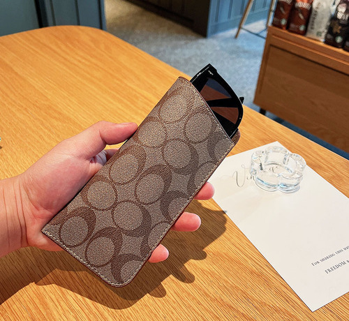 Minimalist Retro Camellia Eyeglass Case Universal Prescription Glasses Protection Cover Sunglasses Storage Bag Portable Eyeglass Box