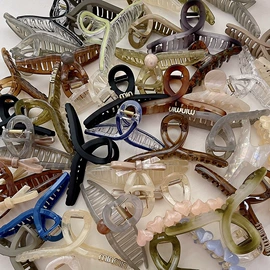 耳环;项链;耳钉