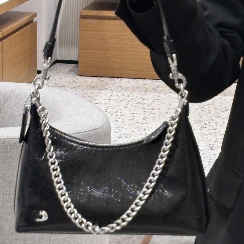 Koujia 2025 New Model Juliet Oil-Waxed Genuine Leather Handbag Retro Half-Moon Shoulder Crossbody Bag