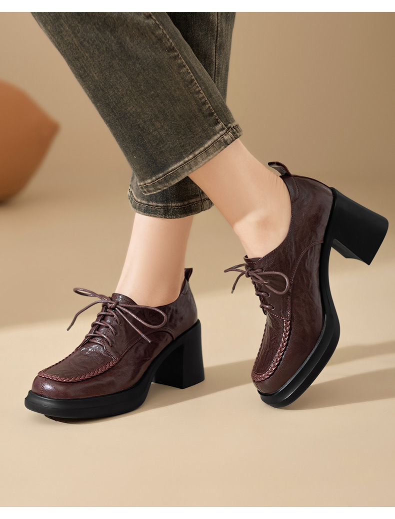 Giày cao gót nữ mũi tròn bít phong cách Anh quốc, gót 7.5 cm, quai buộc dây — màu nâu chi tiết 1