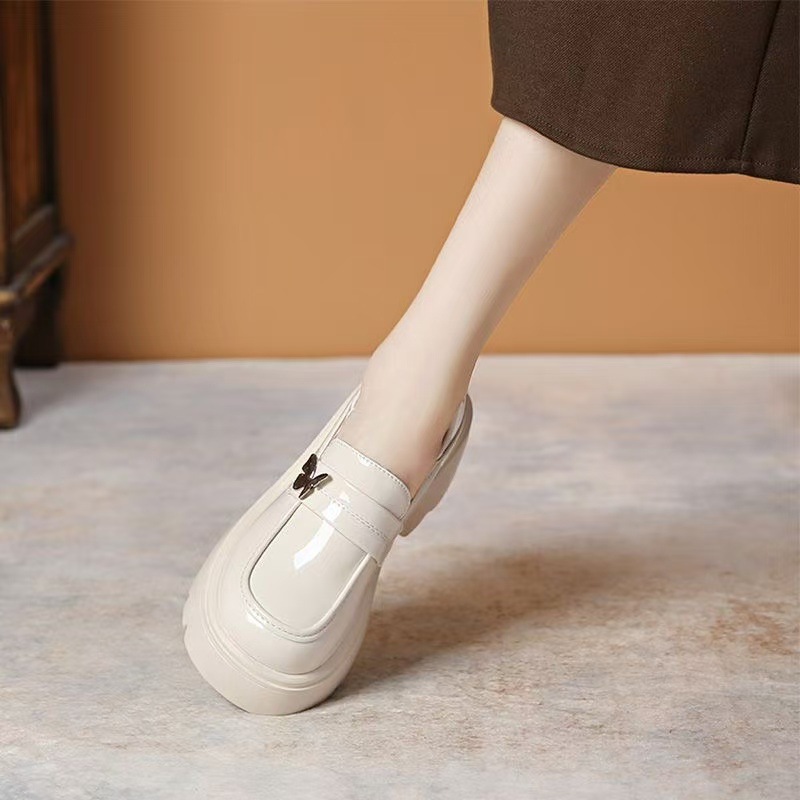 Zapatos Lefour de una sola pie para mujeres 2025 primavera nueva mariposa estilo británico negro universal zapatos de cuero para mujeres