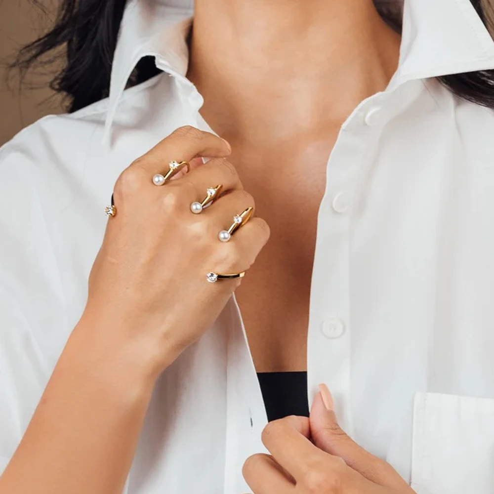 2024 nuevo estilo temperamento pulsera de perlas sentido avanzado boda pulsera abierta accesorios de todo fósforo bracelet