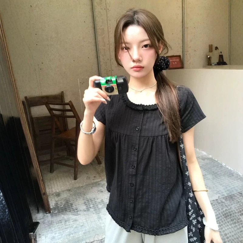 Korean-Style Niche Japanese Retro Jacquard Casual Slim-Fit Shirt 2026 Round-Neck Lace Doll Shirt Short-Sleeve Top Korean-Style Niche Japanese Retro Jacquard Casual Slim-Fit Shirt 2026 Round-Neck Lace Doll Shirt Short-Sleeve Top