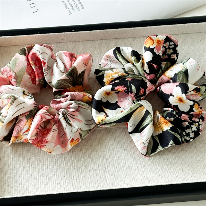 11g Weight Hair Tie Hair Accessories Type 1 Piece Quantity Banquet, Daily, Street Occasion Cloth Material Floral Pattern All Seasons Season Women's Gender Elegant, Lady, Advanced Sense Style Elegant Lady Advanced Sense Women's Floral Cloth Hair Tie 5