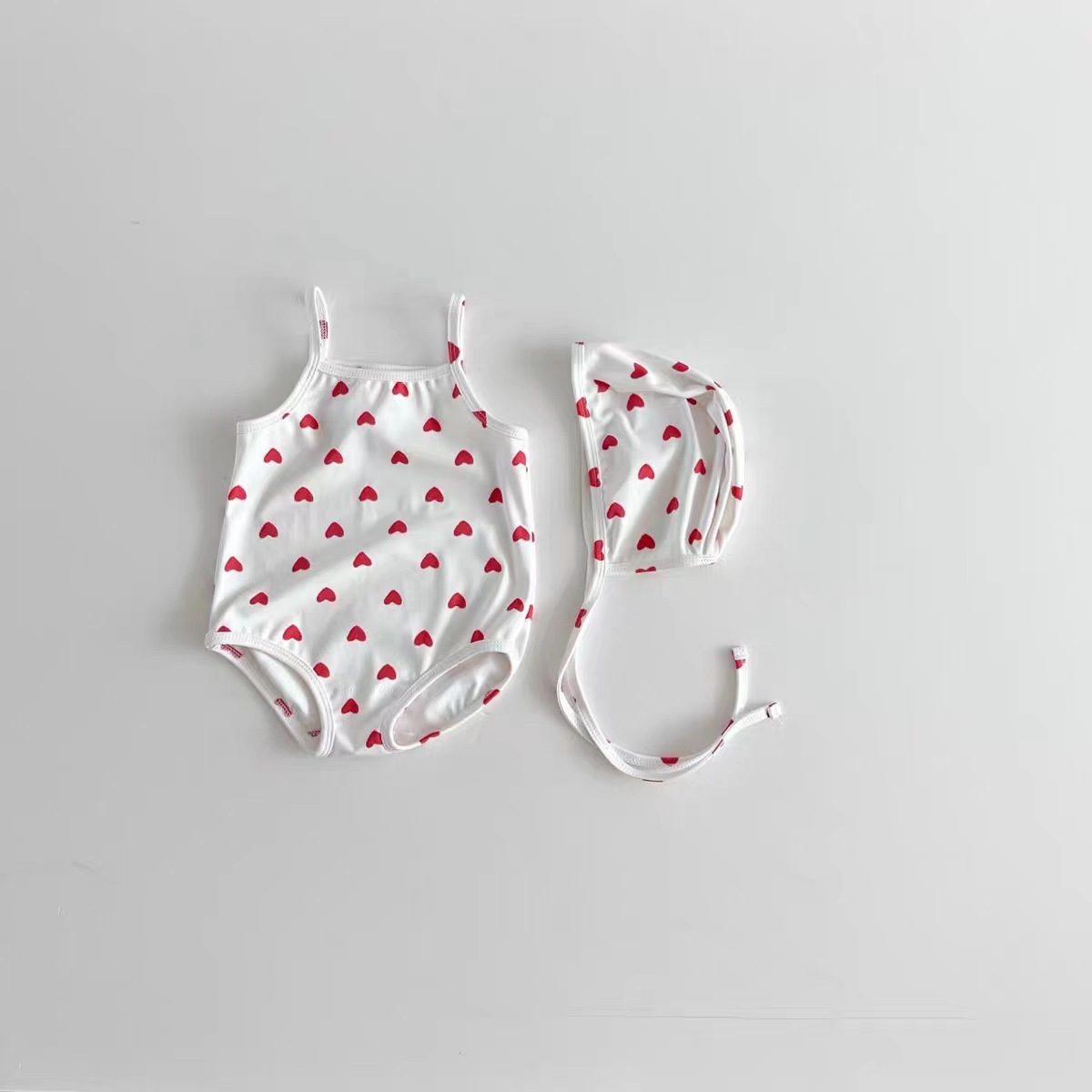 2023 estilo coreano nuevo bebé niñas de dibujos animados impreso correa de una pieza traje de baño con sombrero ins