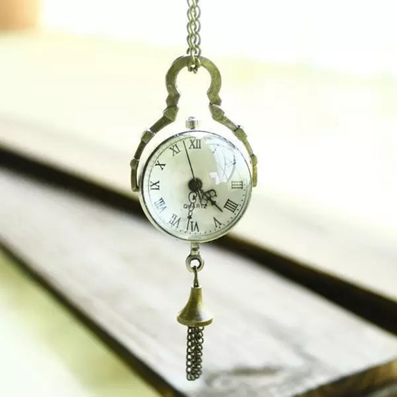 Manufacturer Wholesale Non-Mechanical Pocket Watch Small Necklace Quartz Watch Fashion Crystal Ball Hanging Watch Spherical Retro Style Pocket Watch