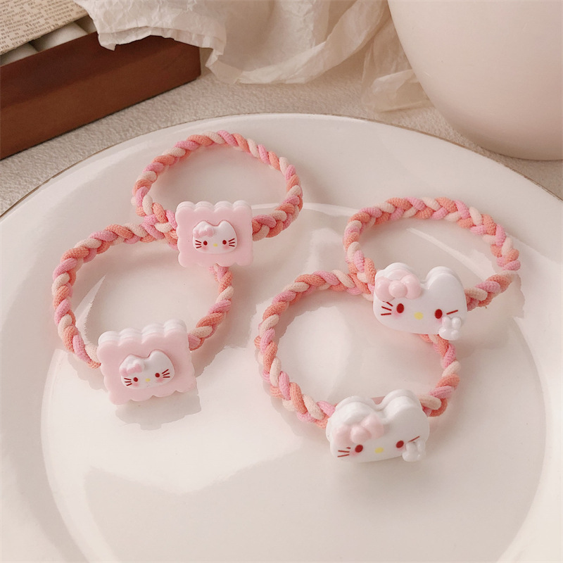 Cute gatito correa de correa