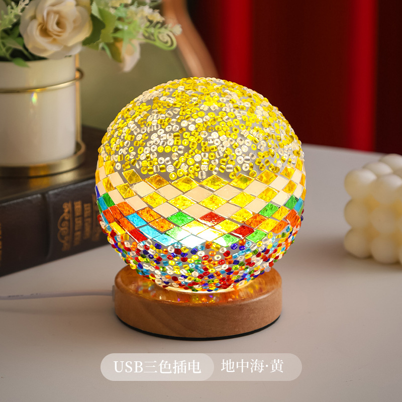 Mosaico transfronterizo luz de noche barroco romance y libertad Bohemia luz de noche creativa lámpara de mesa decorativa de vidrio