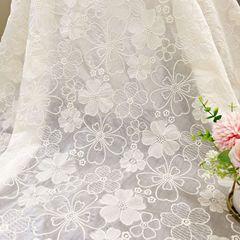 新しい天糸の花の綿の糸の刺繍の布の通気性のレースの生地の春の夏の新しい中国式の服装の布地の卸売り