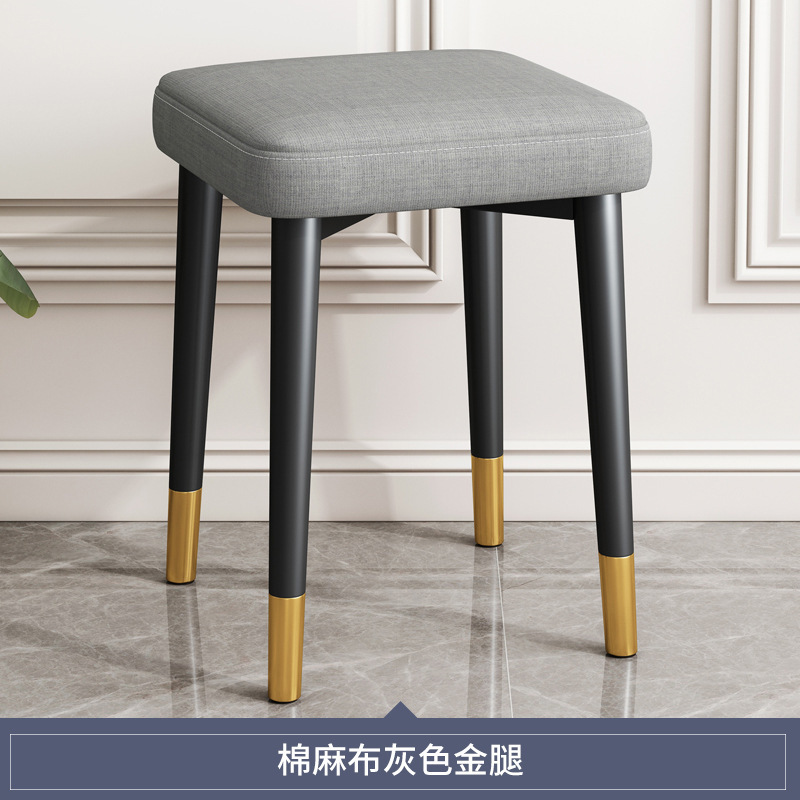Silla de comedor de lujo ligera nórdica, taburete cuadrado de paquete suave apilable para el hogar, silla de mesa moderna simple, taburete de maquillaje para uñas