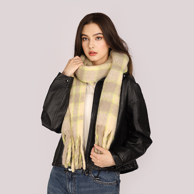 2025 nuevo alto nivel de lana suave bufandas de color glutinoso para mujeres otoño invierno coreano universal cuadrado bufandas cálidas