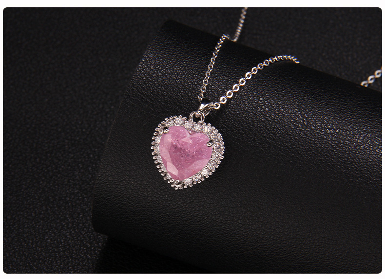 Titanium Steel Chain Material 1 Piece Quantity Holiday, Daily Occasion Titanium Steel, Copper Material Sweet Heart Shape Titanium Steel Copper Zircon Pendant Necklace In Bulk