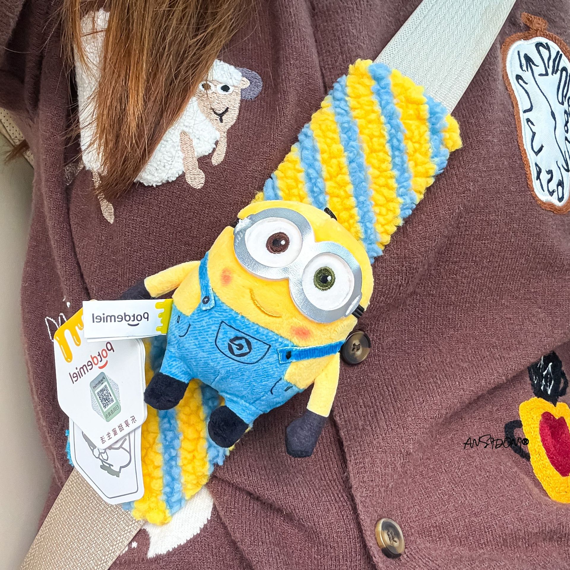 Authentic Minions Car Seatbelt Shoulder Pads Car Accessories Interior Decorations Gift for Female Friends New Car Gift