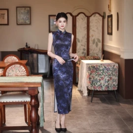 旗袍;马面裙;披肩