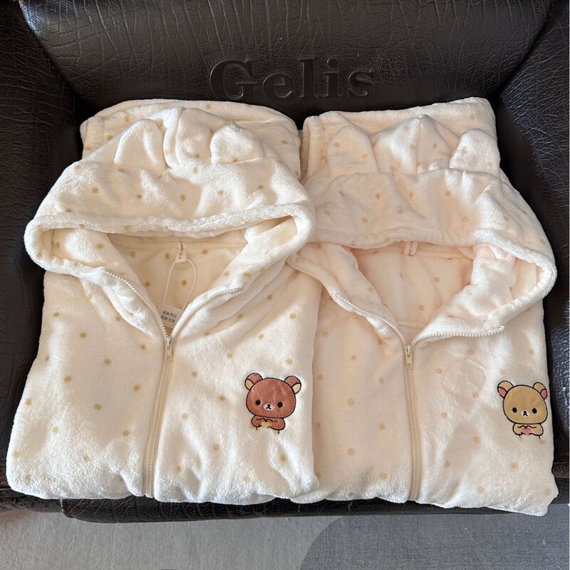Hooded Polka Dot Couple's Rilakkuma Flannel Pajamas for Women, Autumn and Winter Cartoon Thickened Warm Men's Loungewear Set Hooded Polka Dot Couple's Rilakkuma Flannel Pajamas for Women, Autumn and Winter Cartoon Thickened Warm Men's Loungewear Set
