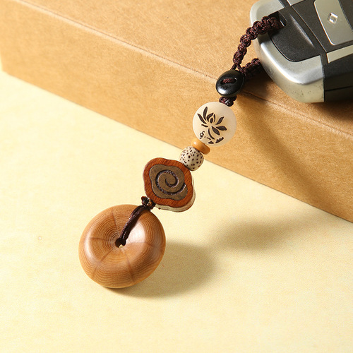 Wutaishan Liudao Wood Keychain Wholesale Safety Buckle Car Key Pendant Handmade Woven Sandalwood Bag Hanging Wooden