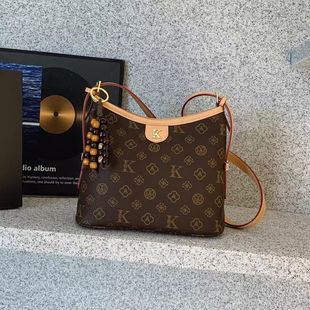 Ů��2025�¿�ˮͰ�����ذ�Ů�������͹�ͨ�چμ���߼��ٴ�б���