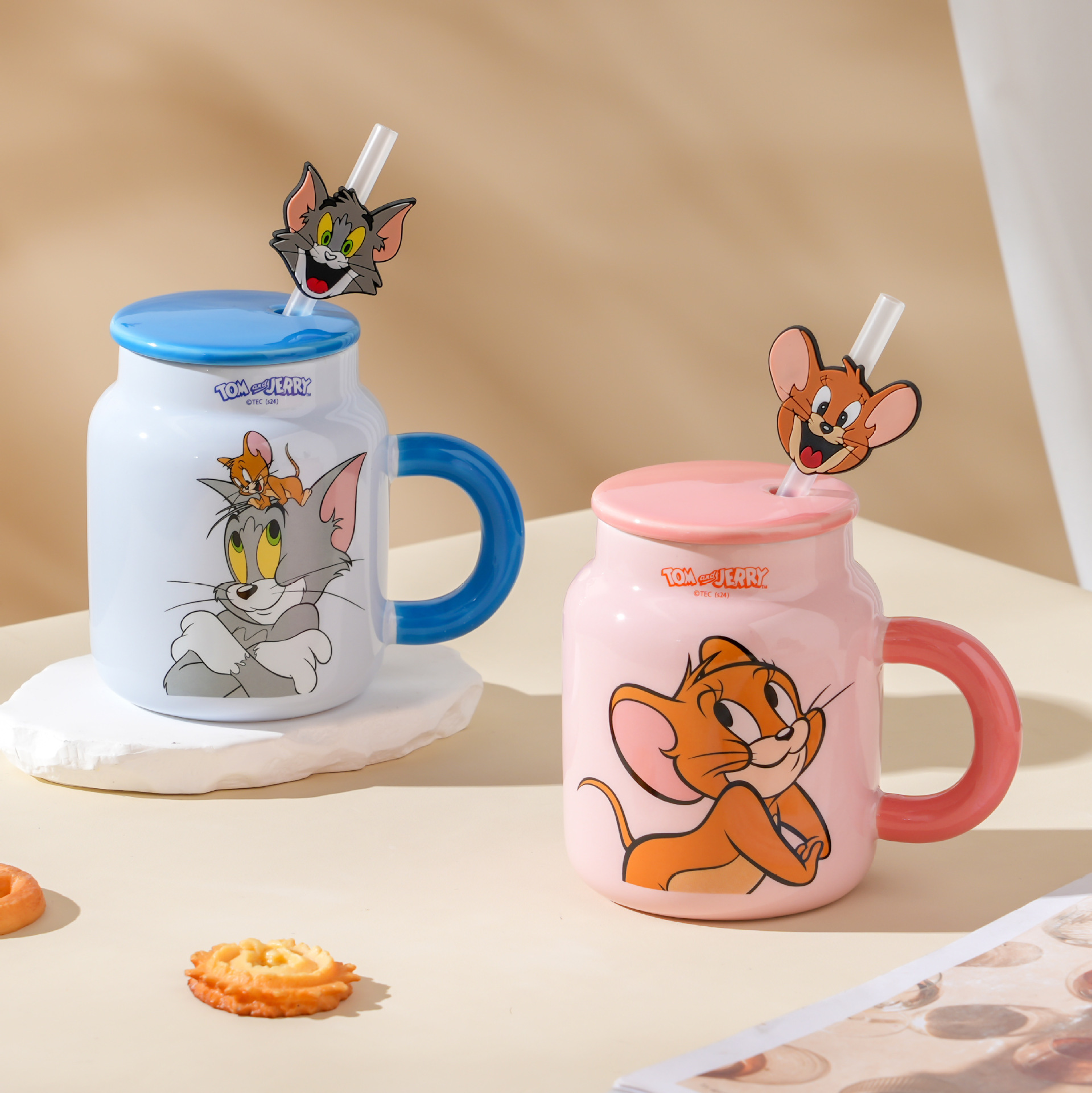 Gatos y ratones nuevos lindos tazas de cerámica con tapa tazas de café caseras copas de regalo de cumpleaños tazas de paja