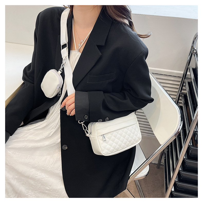 Lingge maquillage 2023 nouveau petit parfum Style épaule Guangzhou mode sac de téléphone pour femmes_voghion.com