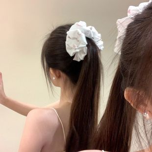 �nϵ��ˇ�ް������Y�㽶�AŮ�߼��к��X���Rβ�A�����l���~�A�^�