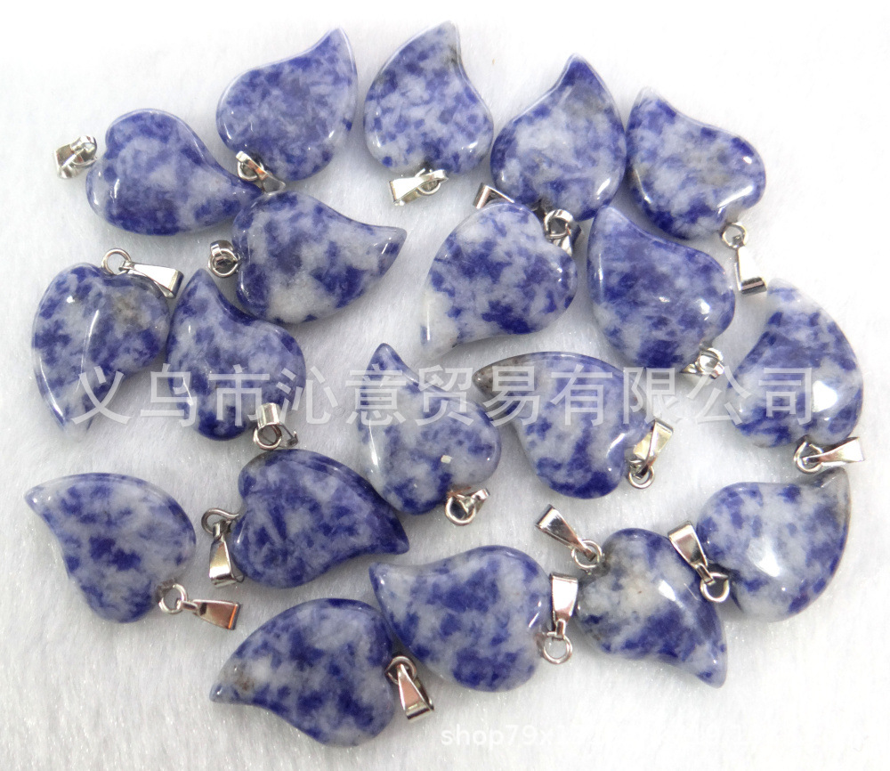 Venta caliente en forma de corazón colgante natural cristal Rosa ágata piedra torcida corazón colgante melocotón corazón collar accesorios Diy