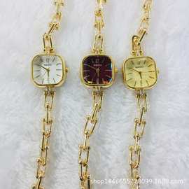 小清新链条手表女款休闲小香风轻奢时尚韩版ins石英表货源批发