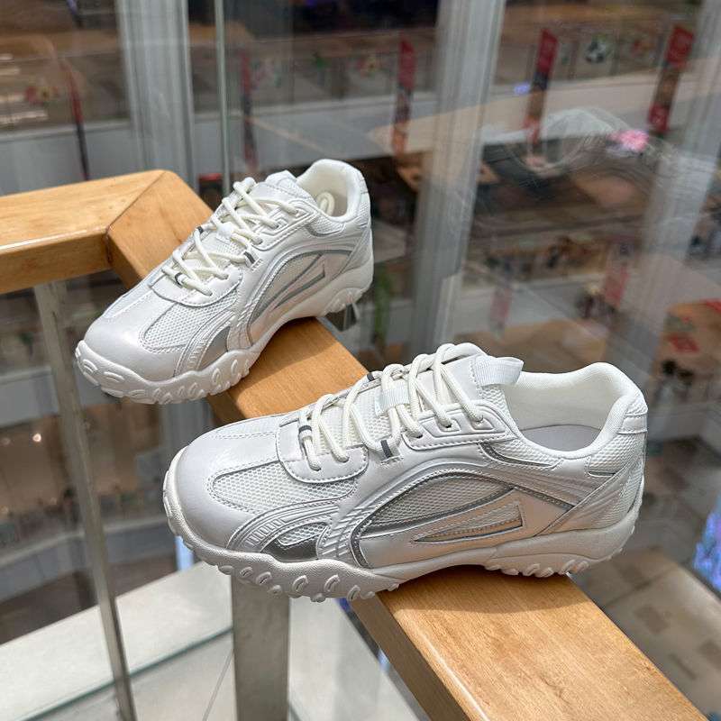女性用のドイツのトレーニングシューズ、シルバーの通気性のあるスリムメッシュ2025新しい共同ブランドのカジュアルで多用途なバレエスタイルのスポーツフォレストシューズ|undefined