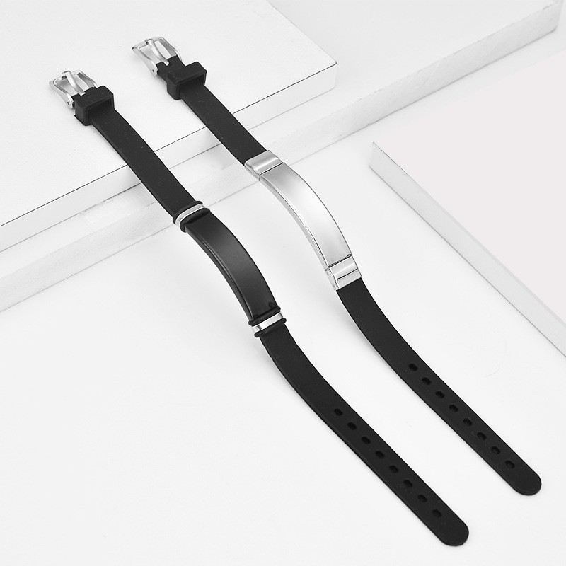 Damearmbånd i titanium og rustfrit stål med gravering_voghion.com