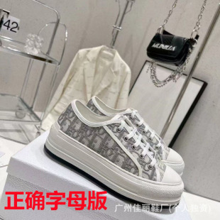 ���� D�Ҵ̽�������߷���Ь�³��ϻ���ĸϵ���ٴ�r���\�Ӱ�ЬŮ