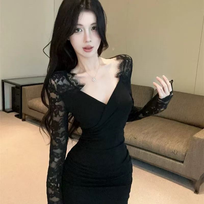 Black elegant long-sleeve