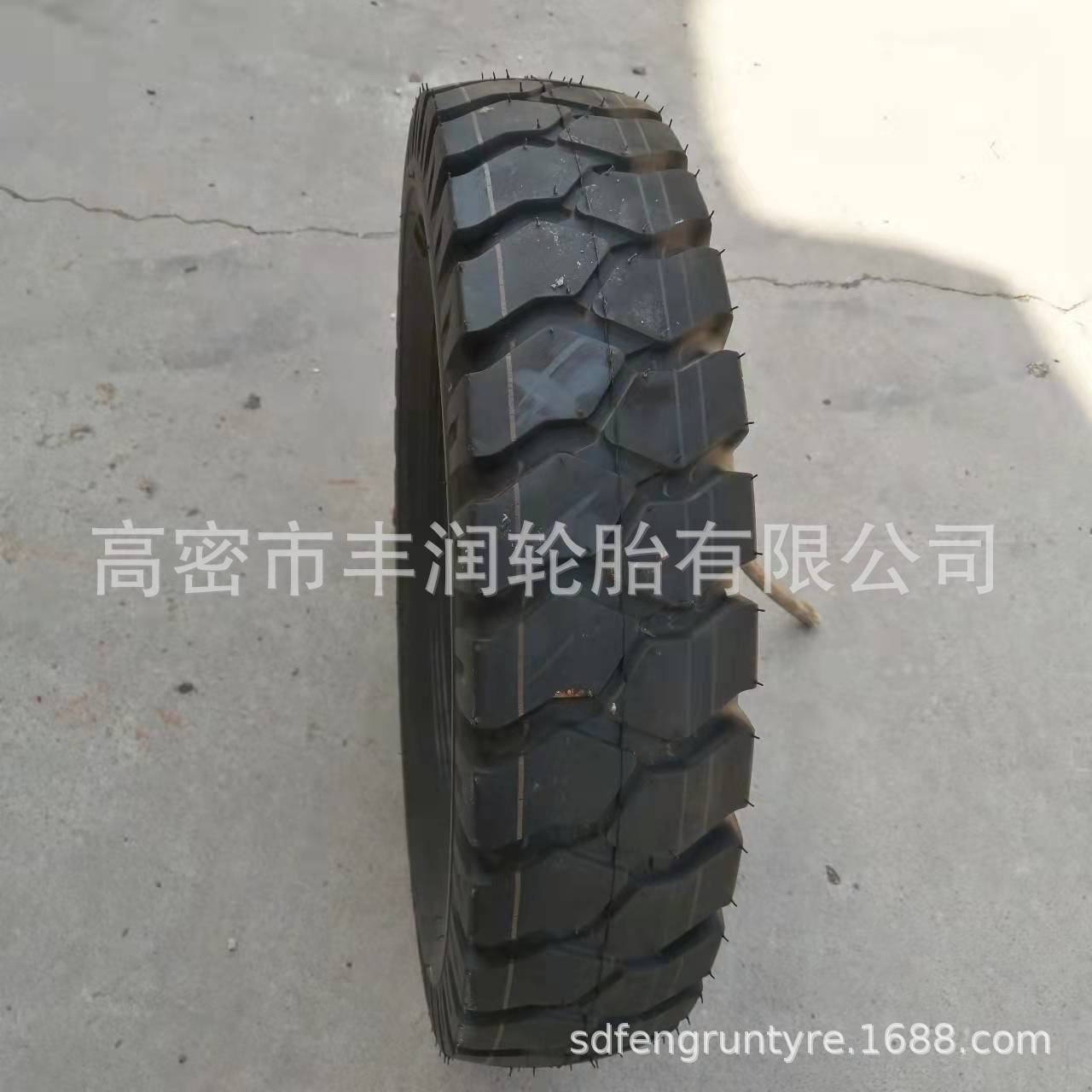 摩托车电动车轮胎5.00-12三轮车蛮牛八层级500-12外胎内外胎