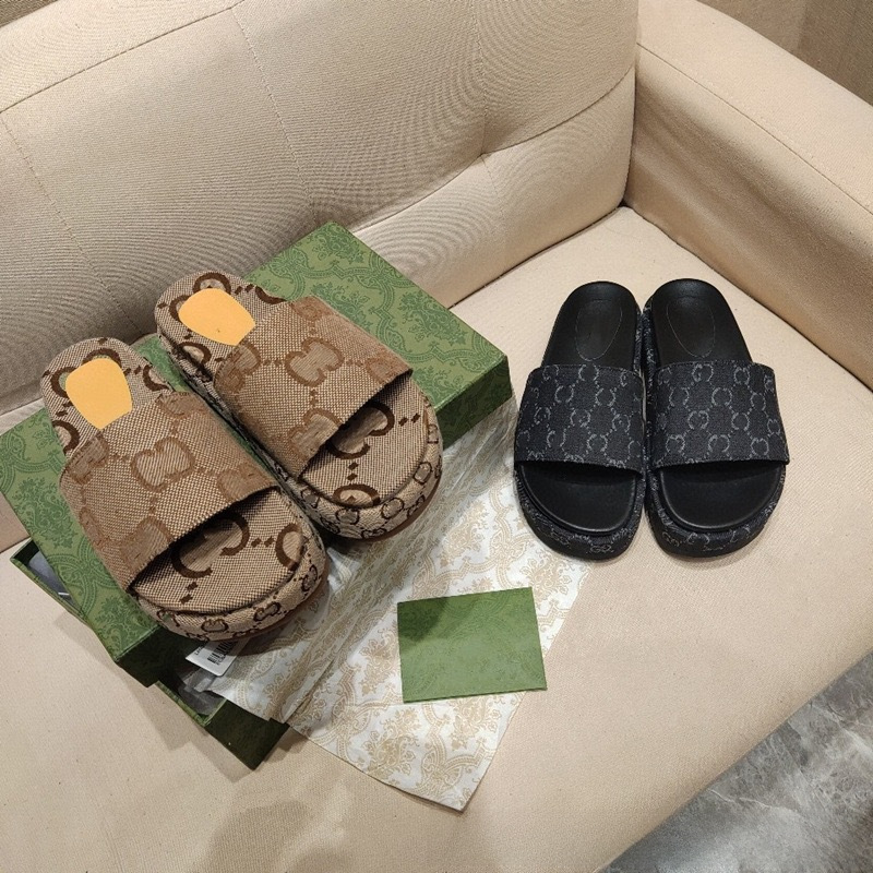 Slippers platform