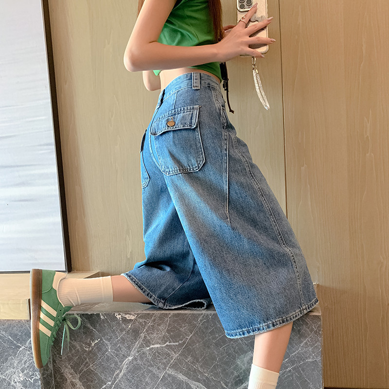 Màu xanh cổ điển