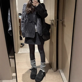 女式针织衫;毛衣;时尚休闲套装