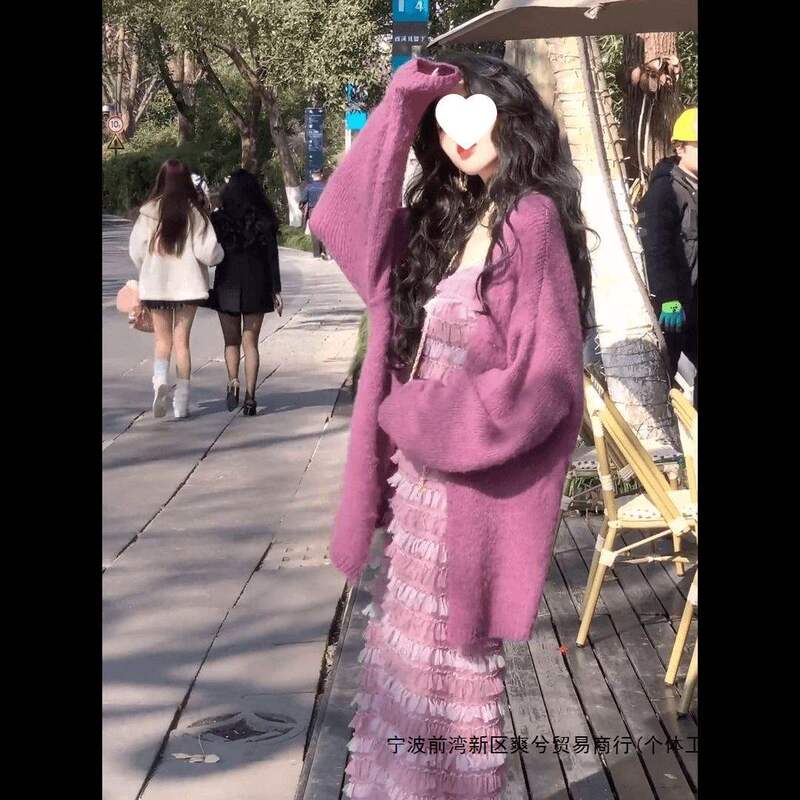 Romantic atmosphere purple long-sleeved sweater coat, tea-style casual wear, new minimalist outfit for autumn and winter women's fashion