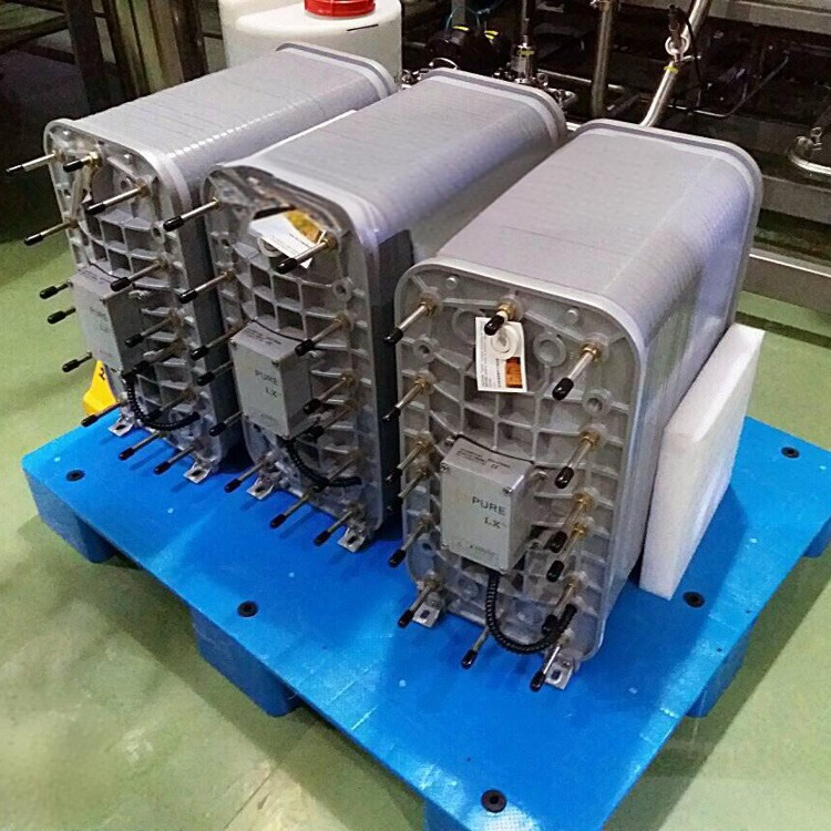 �������͸�������ɱ��EDIģ��IP-LXM 30HI�ֻ���Ӧ