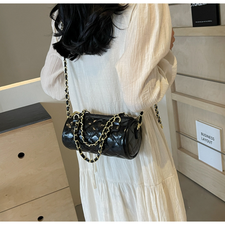 Piccola borsa a mano per donna 2024 nuova borsa a tracolla monospalla alla moda e alla moda, piccolo stile profumato, semplice_voghion.com