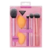 4 pcs RT series 1977, 2 makeup sponges