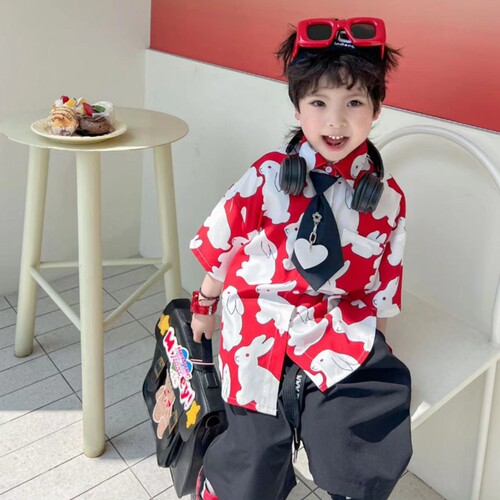 Summer new children's shirt with personality, cute cartoon rabbit, short-sleeved, versatile and trendy Korean style shirt without tie