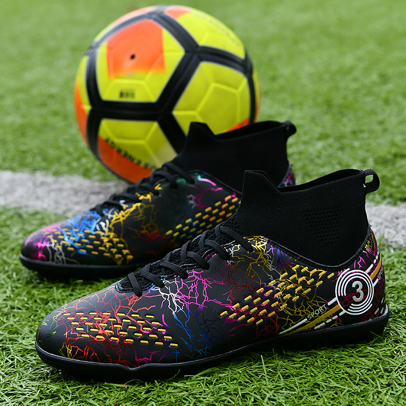 Professionele voetbalschoenen voor heren en jeugd met noppen_voghion.com
