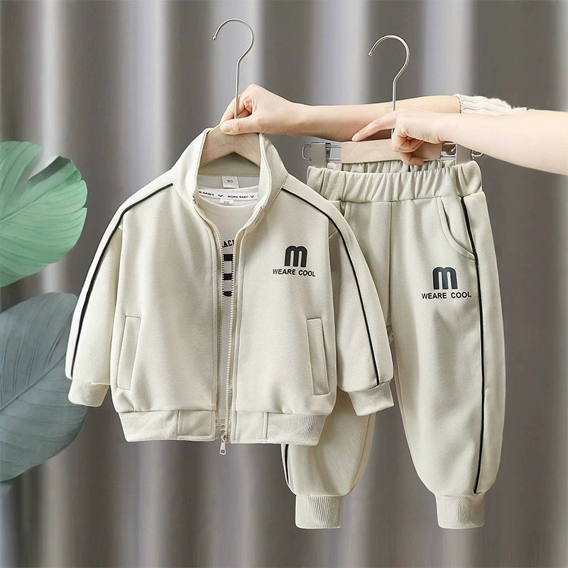 Спортивный комплект для мальчиков Весенний и Осенний 2024 Новый детский повседневный костюм для детей Детская осень Мальчик свитера из двух частей
