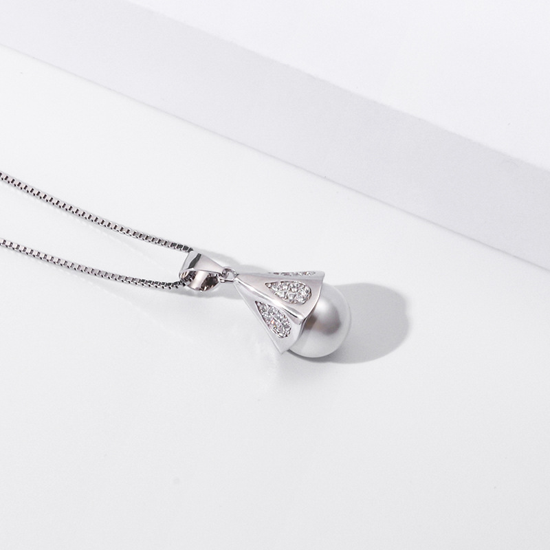 Estilo japonés y coreano de moda simple clavícula cadena collar de perlas collar joyería s925 plata esterlina diamante-incrustado colgante de abalorios para las mujeres al por mayor