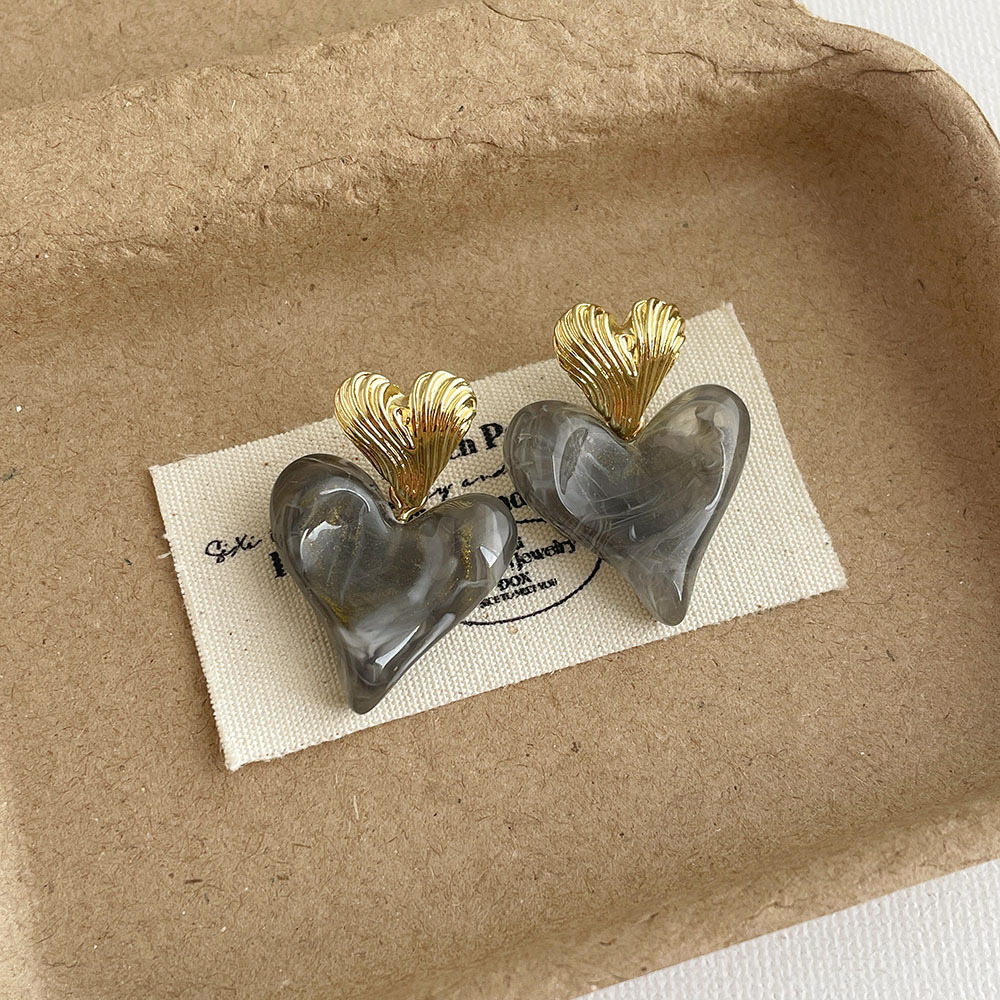 11g Weight 925 Sterling Silver Ear Needle Material Drop Earrings Classification 1 Pair Quantity Daily Occasion Resin, Copper Alloy Material Heart Shape Pattern Women's Gender Plating Design Vintage Style, Sweet Style 1 Pair Vintage Style Sweet Heart Shape Plating Resin Copper Alloy Drop Earrings 9