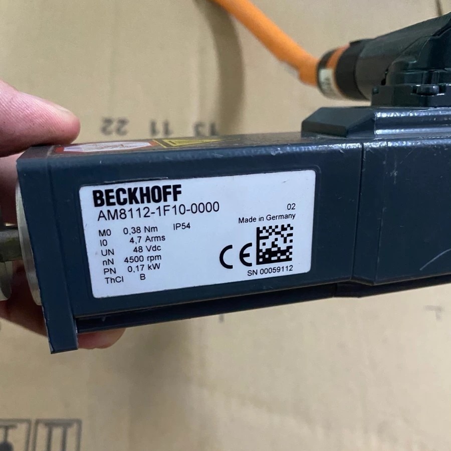 倍福马达AM8112-1F10-0000原装现货实拍议价咨询