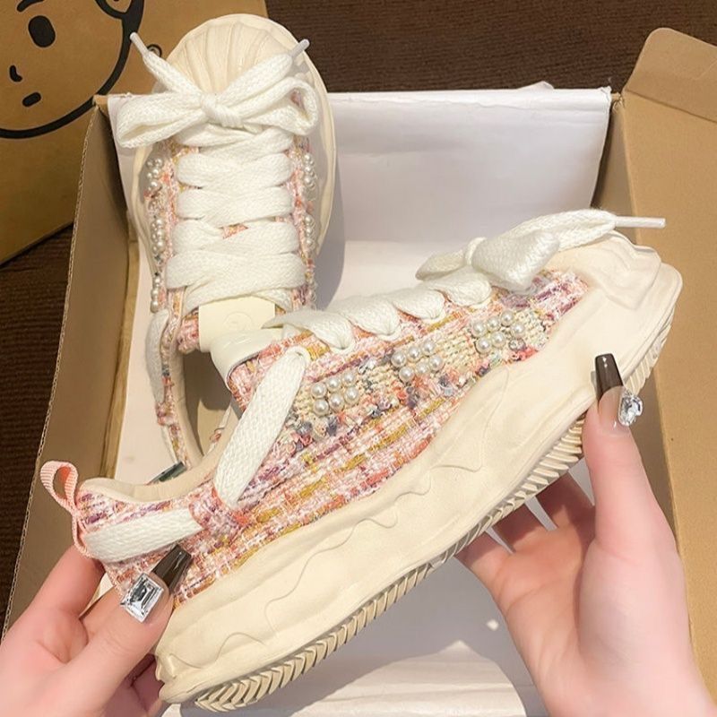 Pequeño viento de fragancia versátil conchas de base gruesa cabeza de disolución zapatos mujeres 2024 primavera nuevos zapatos deportivos casuales zapatos mendigos NV
