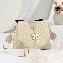 ���S�߼������ٴ�r�Іμ�б�������ˮͰ��Ůʿͨ�ڰ��羳���l