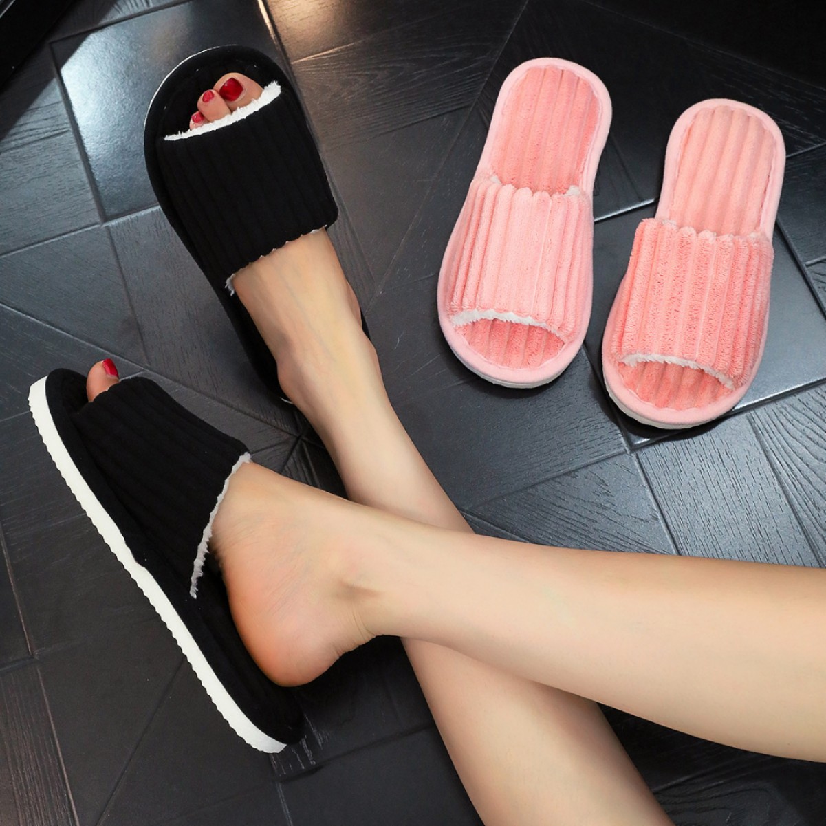 Moda de cordillera a rayas de niñas una palabra explosiva transfronteriza para el hogar confortable, ligera y transpirable zapatillas de piso silenciosas