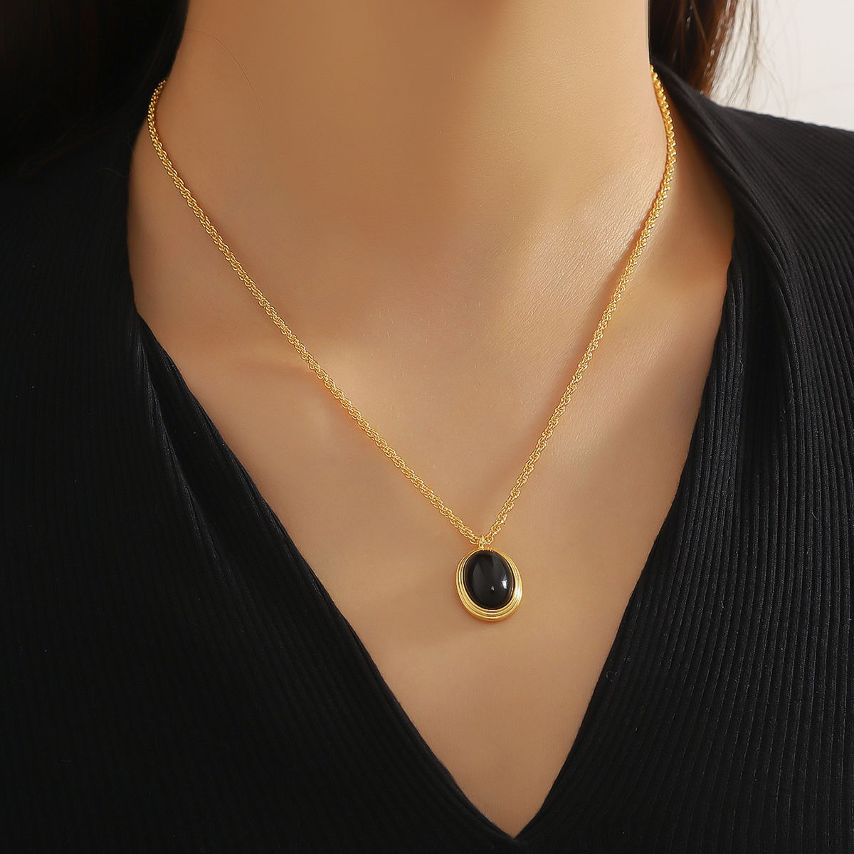 Colier oval cu opal, stil cool, cu extract de praf, cu aluat prăjit și răsuciri, guler cu lanț_voghion.com