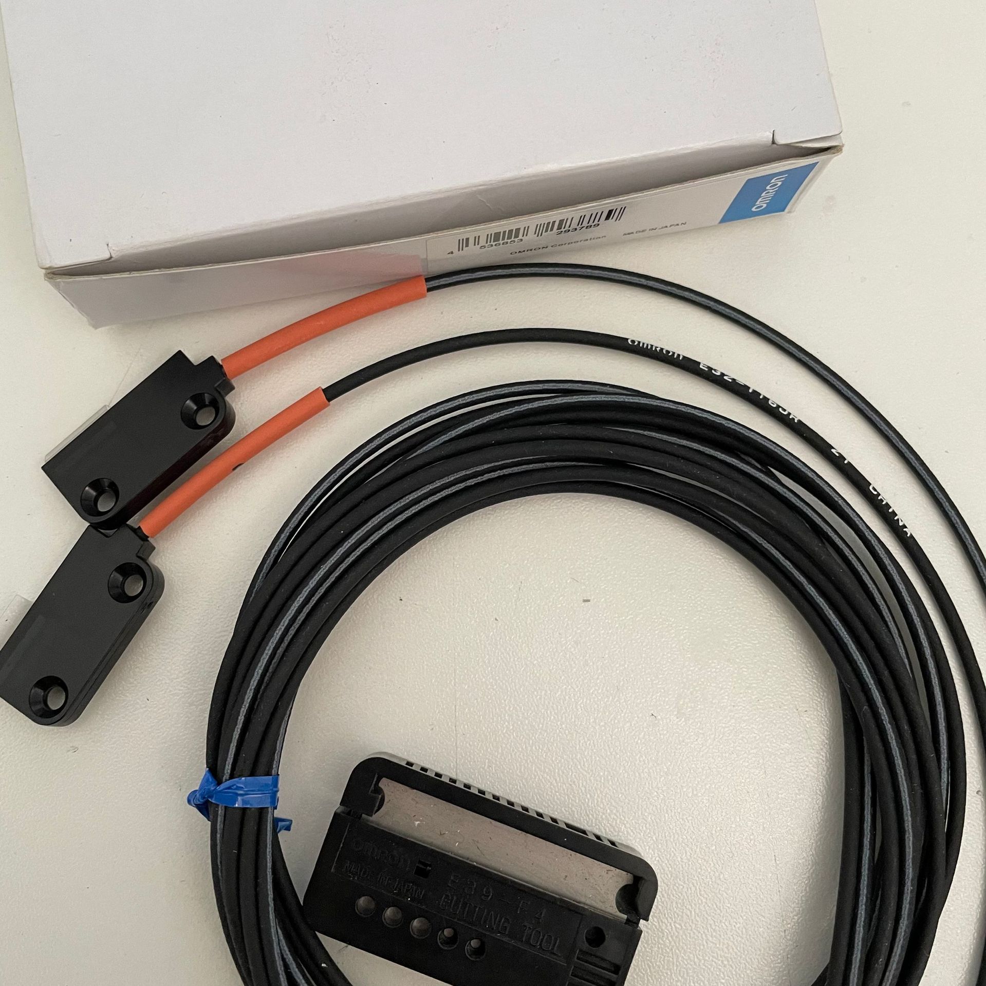 E32-T16JR全新原装正品现货供应光纤传感器